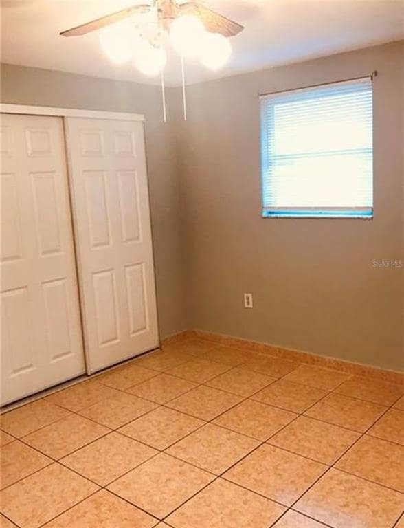 Building Photo - 10327 Oleander Dr