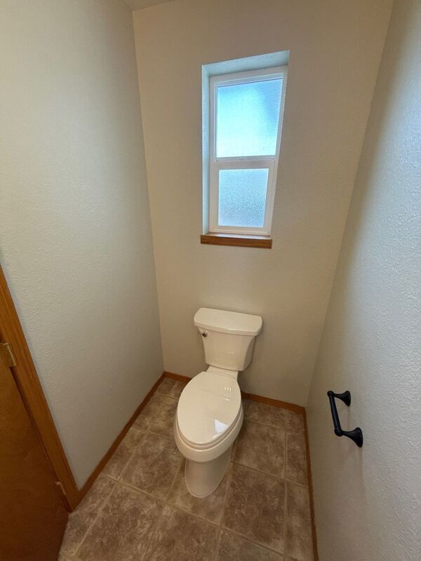 Building Photo - 1740 Glen Creek Rd NW