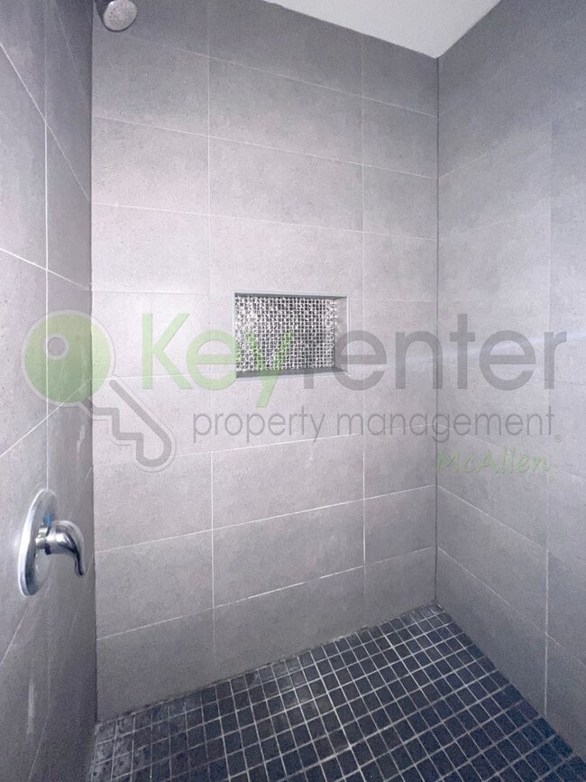 Building Photo - 3B/2B Gated Community, UNBEATABLE PRICE - Edinburg TX