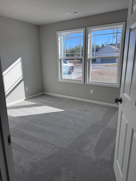 Building Photo - 303 Grand Oaks Dr