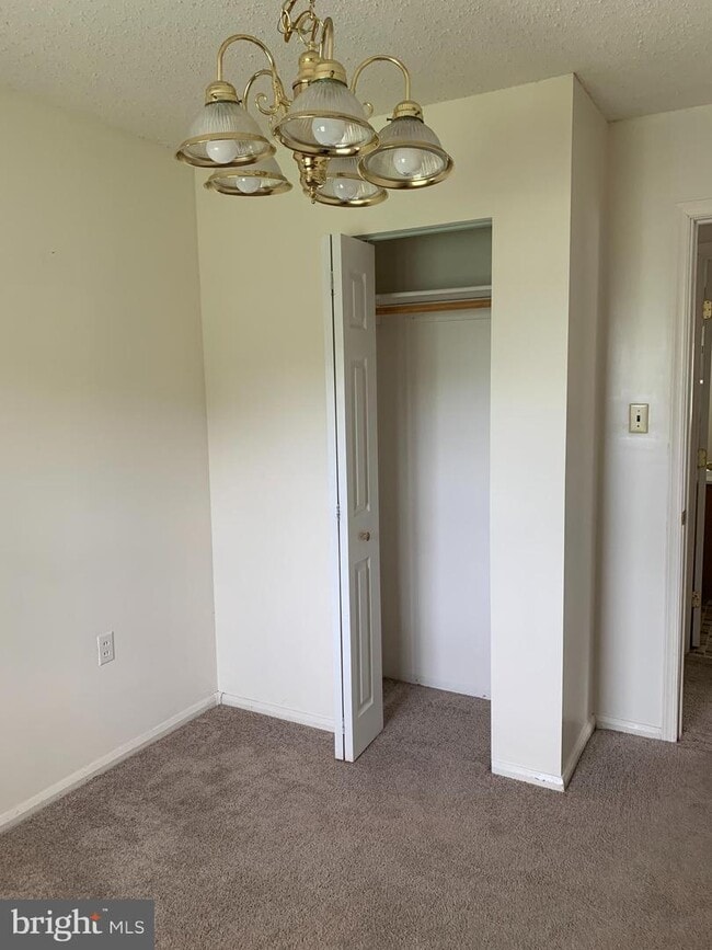 Building Photo - 721 Stouffer Ave