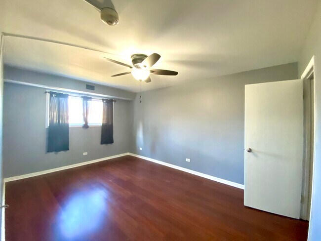 Building Photo - 4500 Beau Monde Dr