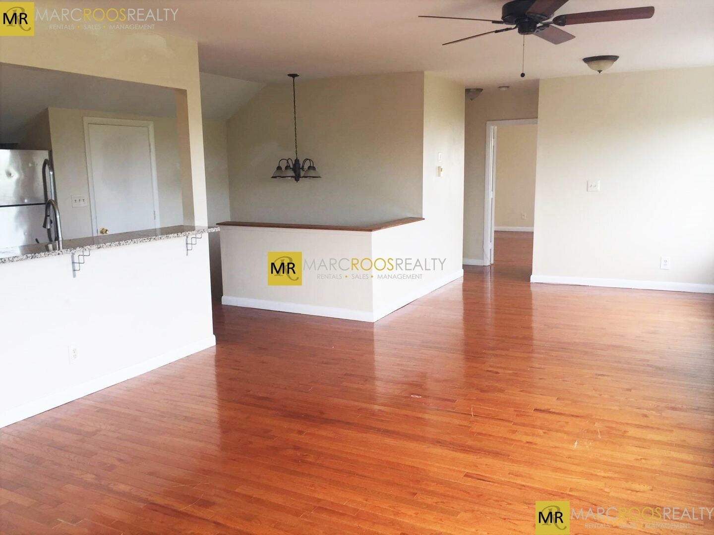 Building Photo - 140 Marginal St