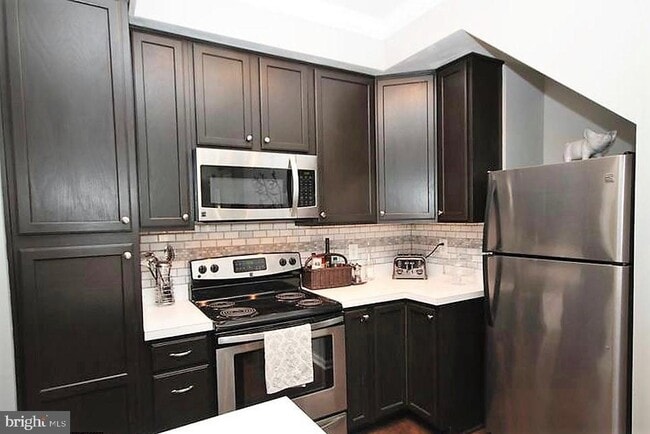 Building Photo - 8313 Sanderling Way