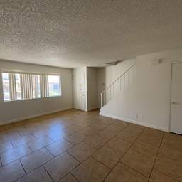 Building Photo - 2 Bedroom, 1 1/2 bathrooms property + Community with pool awaits!.