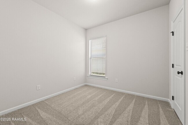Building Photo - 314 Dunwoody Ct