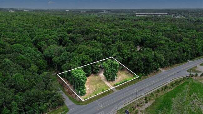 Building Photo - 3944 Fairburn Rd