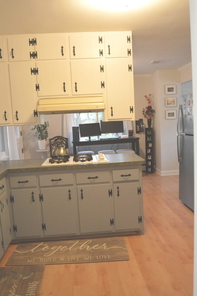 Building Photo - 16431 Mayleon Dr