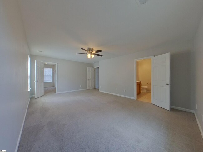 Building Photo - 1 Ridgeleigh Way