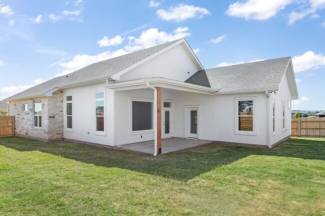 Building Photo - Oaks Of Windcrest