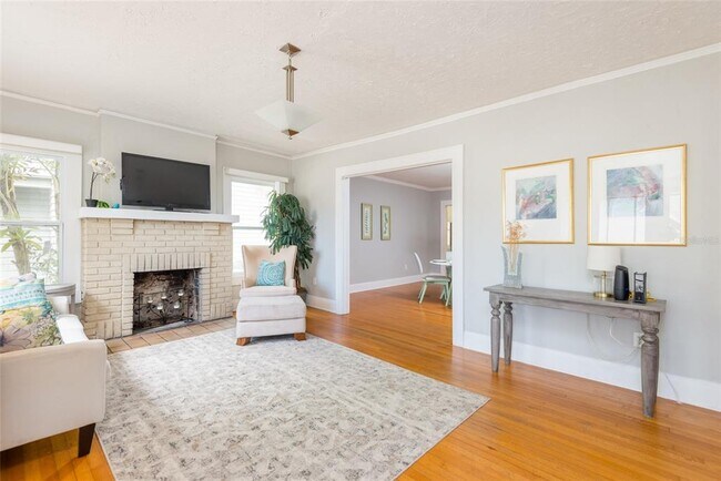 Building Photo - 3611 W Bay to Bay Blvd