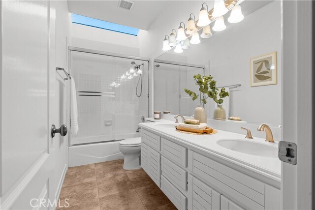 Building Photo - 58 Via Candelaria