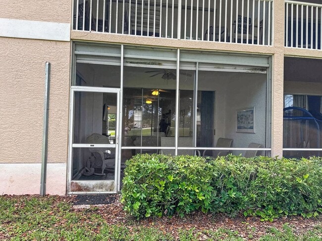 Building Photo - Beautifully furnished 2BR/2BA first-floor condo