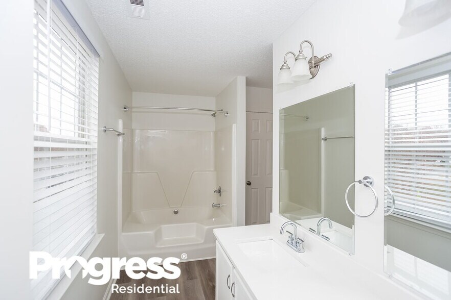 Building Photo - 6707 Sweetfield Dr
