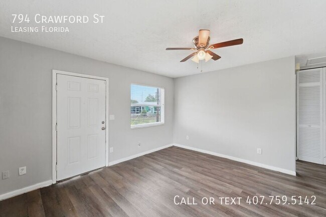 Building Photo - 794 Crawford St