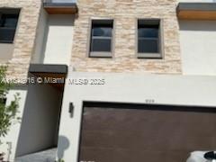 Building Photo - 8109 NW 105th Ave