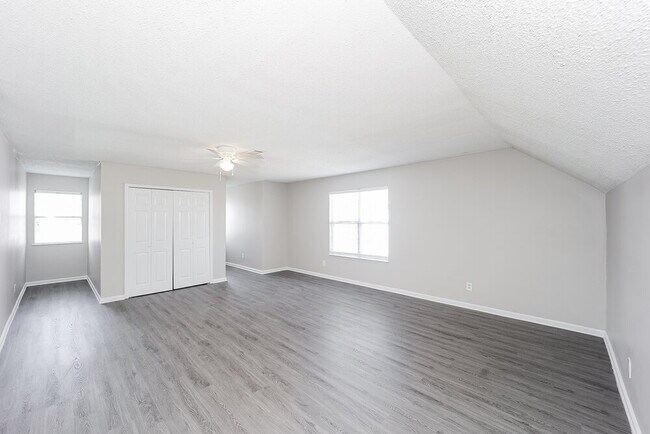 Building Photo - 3474 Clifton Farm Dr