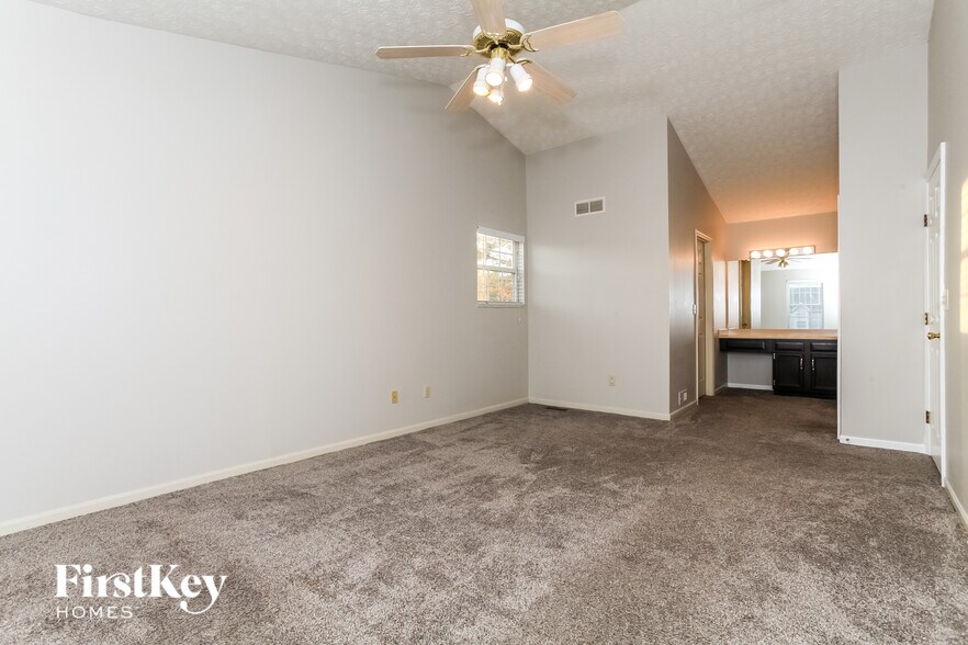 Building Photo - 5458 Concord Crossing Dr