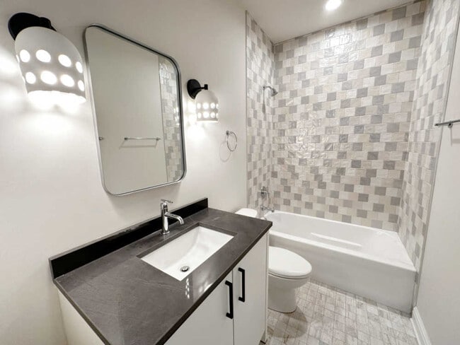 Building Photo - 4315 S Indiana Ave