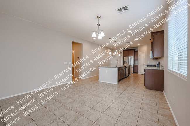 Building Photo - 41587 W Anne Ln