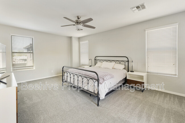 Building Photo - 3829 E Kesler Ln