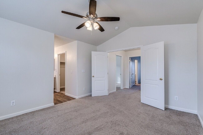 Building Photo - 965 Evening Star Ct