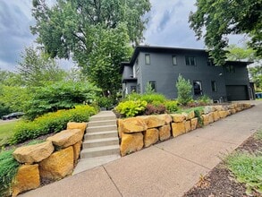 Building Photo - Rare Minnehaha Parkway rental Beautiful th...