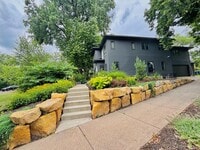 Building Photo - Rare Minnehaha Parkway rental under 5k! Be...