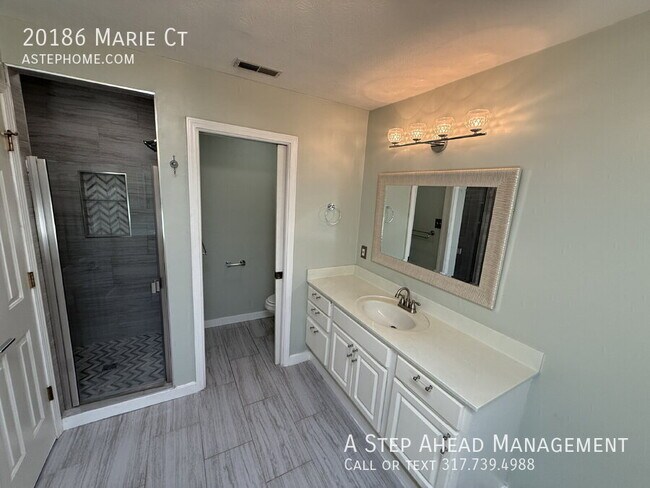 Building Photo - 20186 Marie Ct