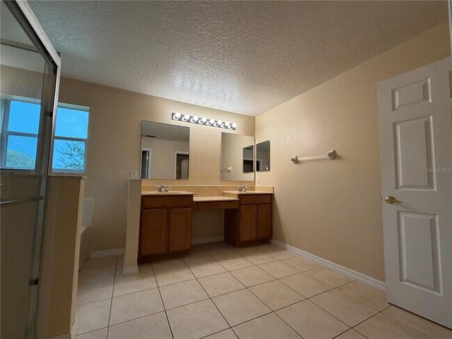 Building Photo - 4504 Caladium Ct
