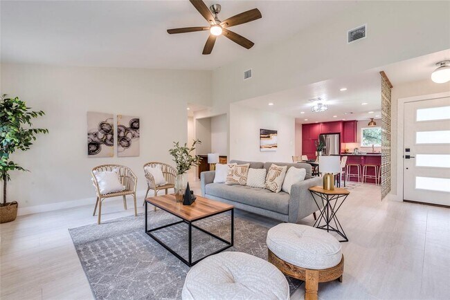 Building Photo - 9908 Willers Way