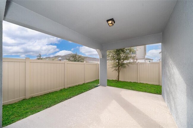 Building Photo - 2110 Charming Ave