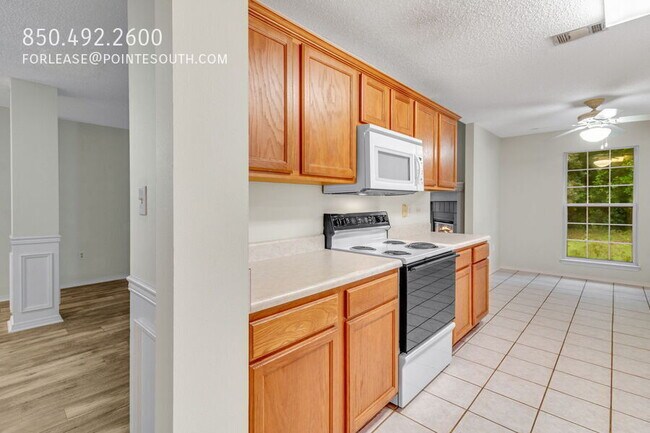 Building Photo - 917 Claeven Cir