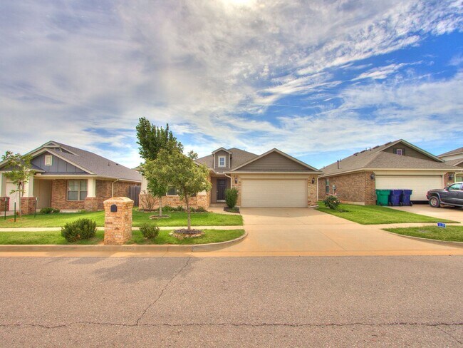Building Photo - Beautiful 4 Bed 3 Bath in Deer Creek Schools