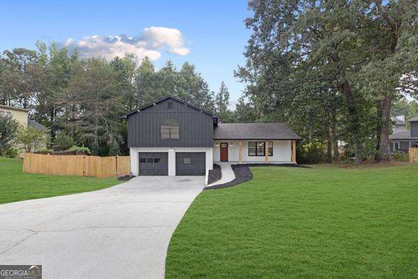 Building Photo - 4161 Windermere Dr