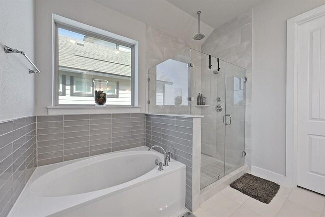 Building Photo - 8421 Thompson Teal Trl