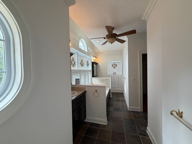Building Photo - 105 Serenity Ln