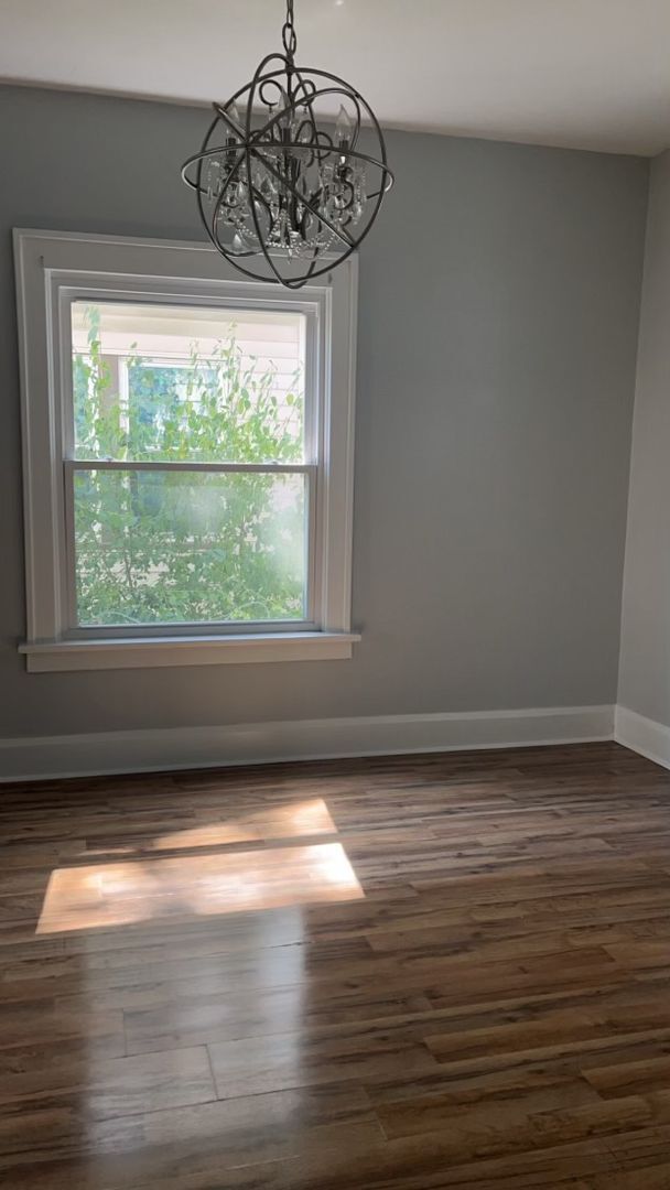 Building Photo - 3-Bedroom, 1-Bathroom Single Family Home f...