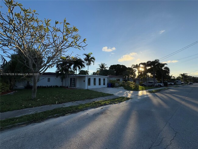 Building Photo - 1012 Tangelo Isle