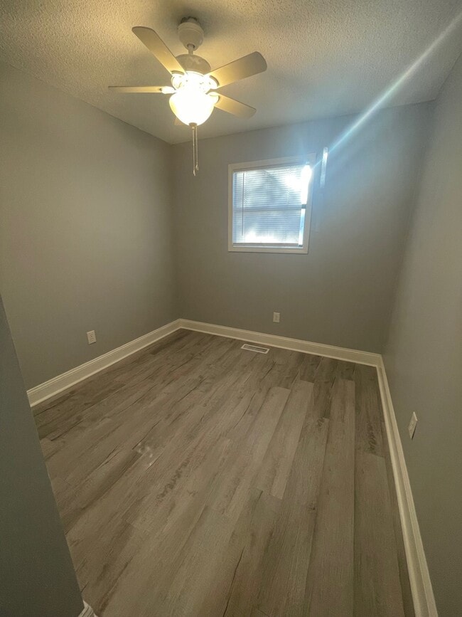 Building Photo - 98-96 Magnolia Harbor Rd