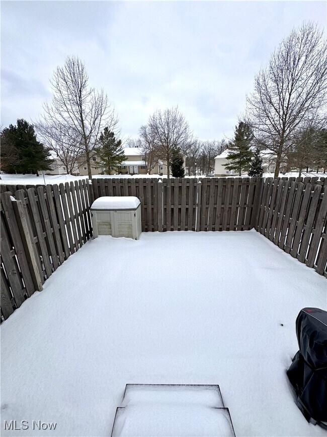 Building Photo - 1085 Sunhaven Dr