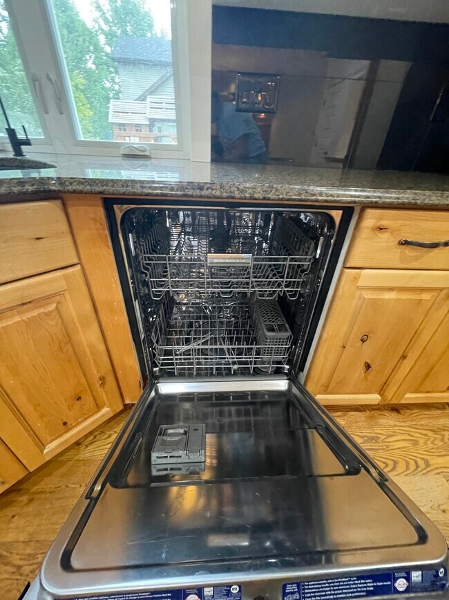 Building Photo - 2009 Autumn Ln