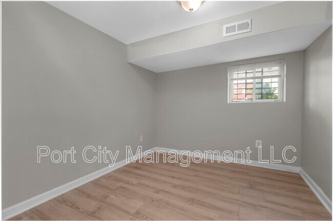 Building Photo - 2800 Harford Rd