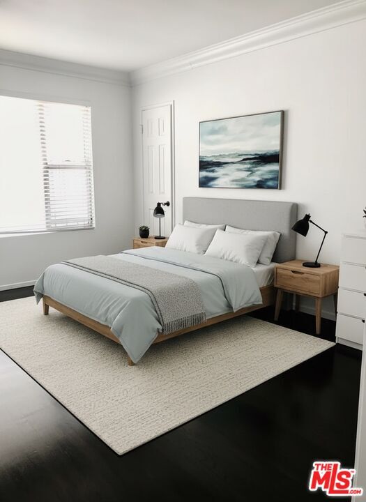 Building Photo - 1015 N Edinburgh Ave