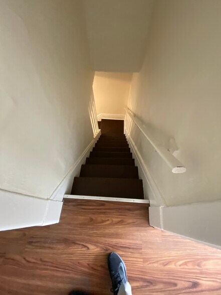 Building Photo - 110 Dana Ave