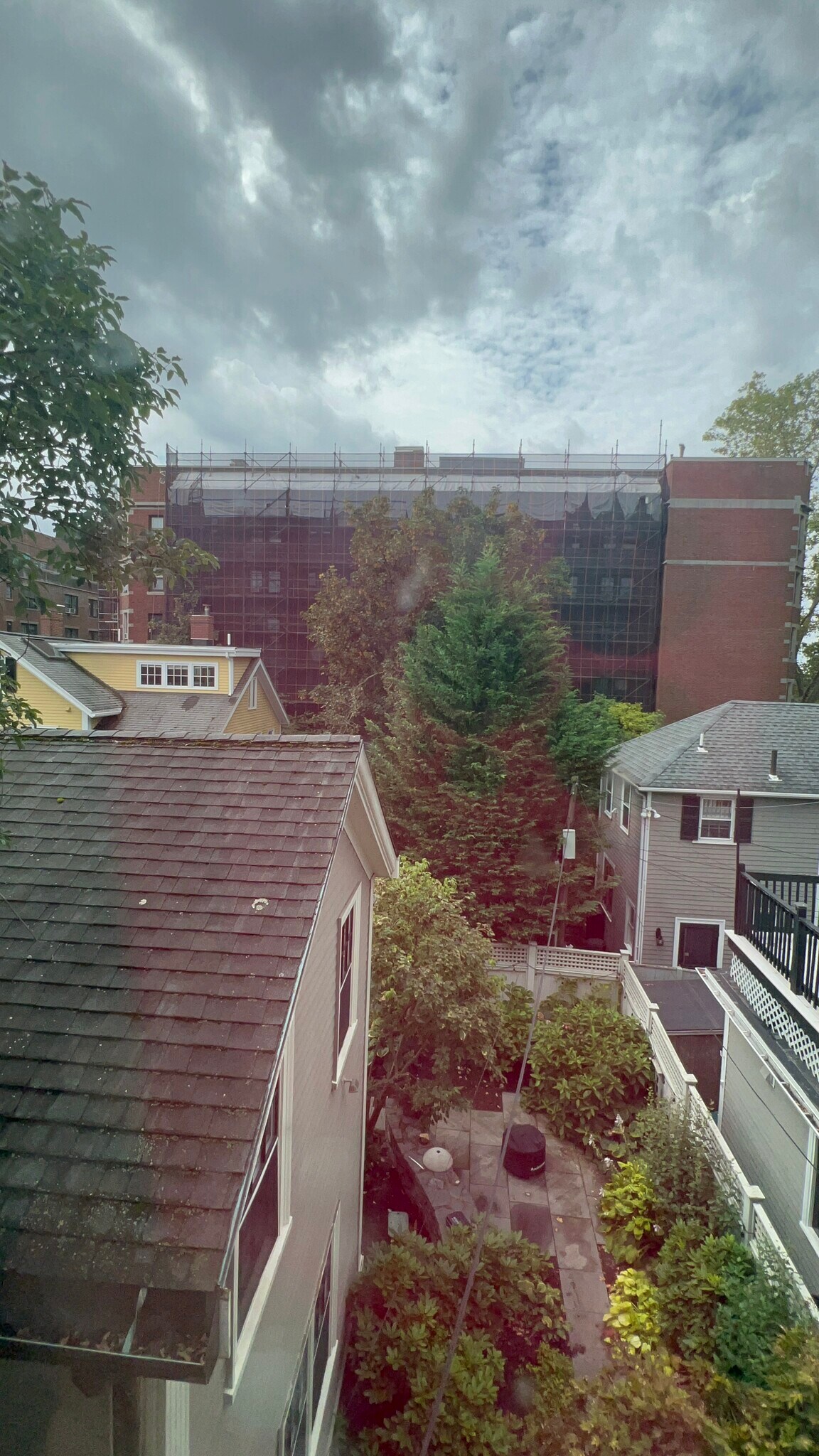 Building Photo - 1000 Memorial Dr