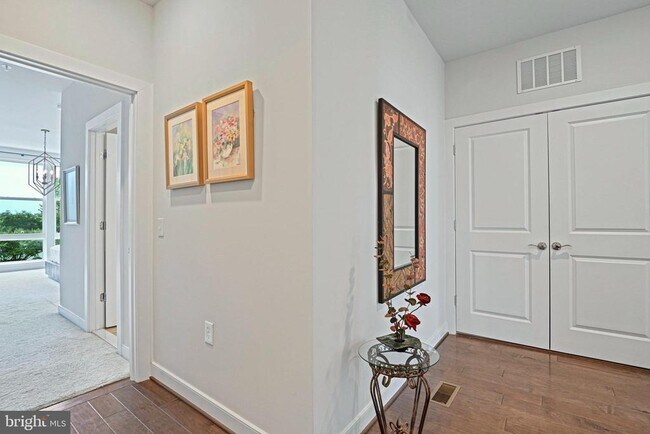 Building Photo - 13342 Arrowbrook Centre Dr