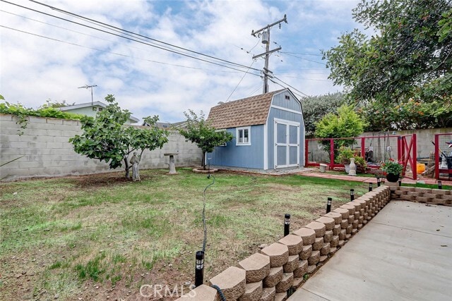 Building Photo - 1228 Hickory Ave
