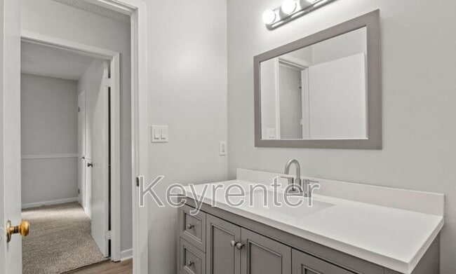 Building Photo - 6600 Woodcock Cir