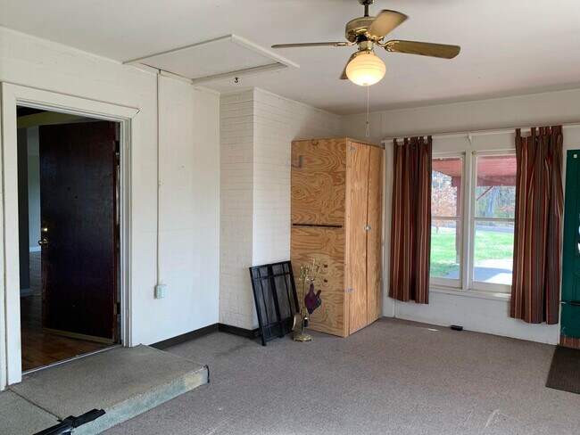 Building Photo - 5731 S Bearfield Rd